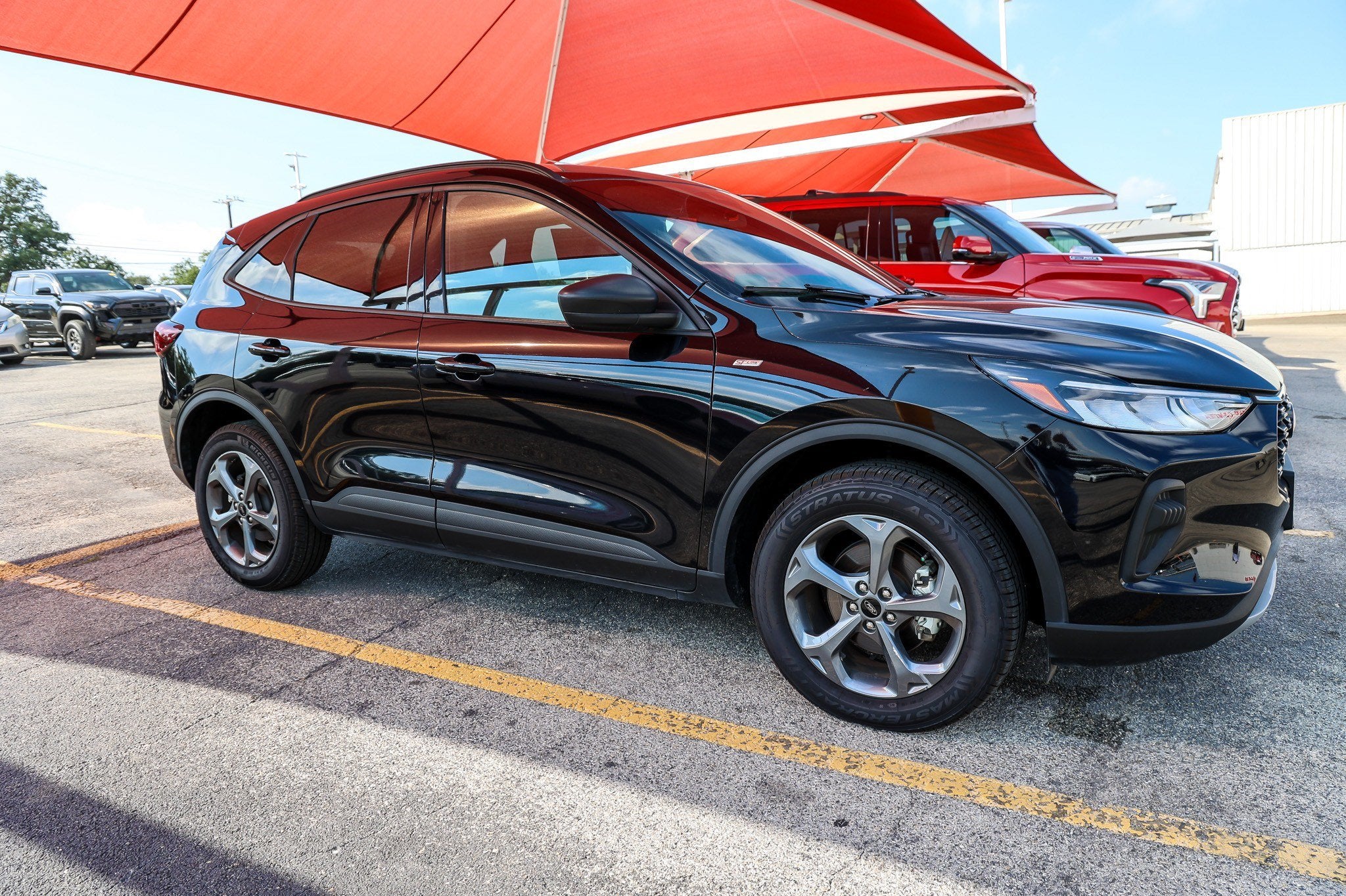 2025 Ford Escape ST-Line
