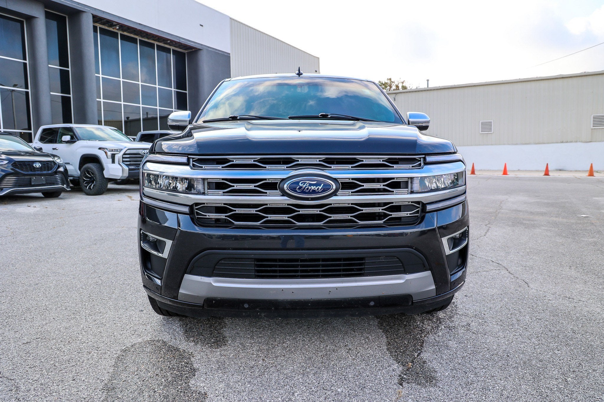 2024 Ford Expedition Platinum