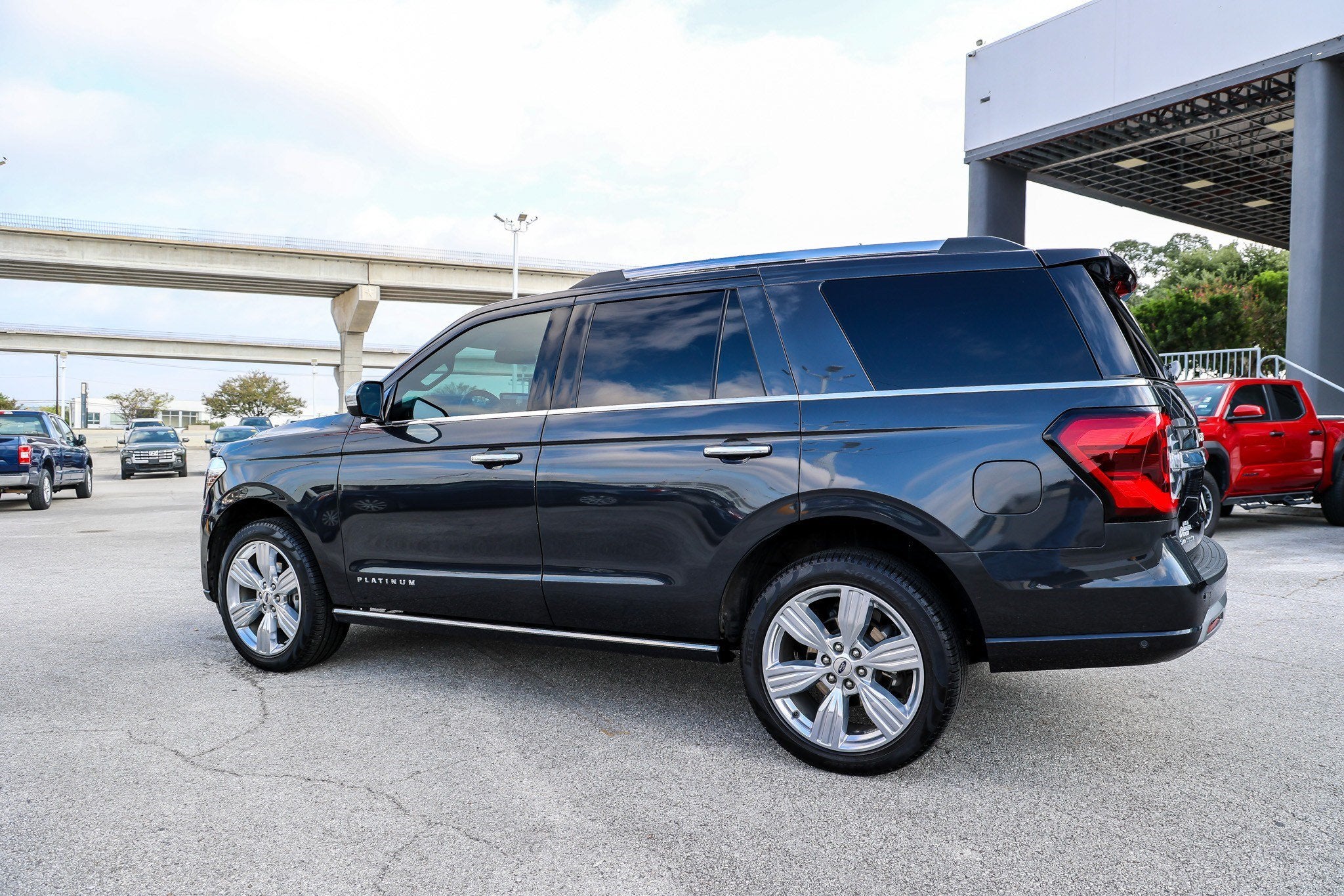 2024 Ford Expedition Platinum