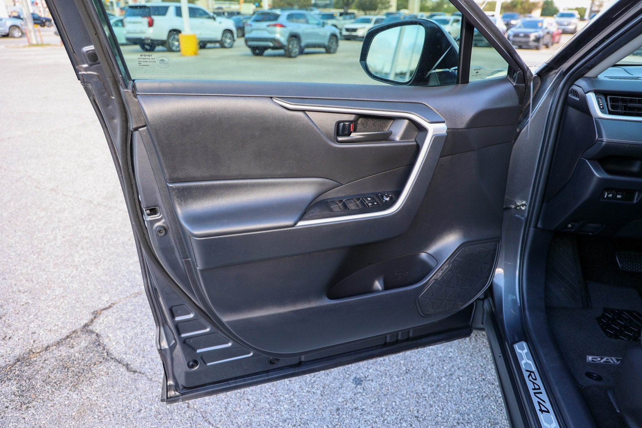 2024 Toyota RAV4 Hybrid Hybrid LE