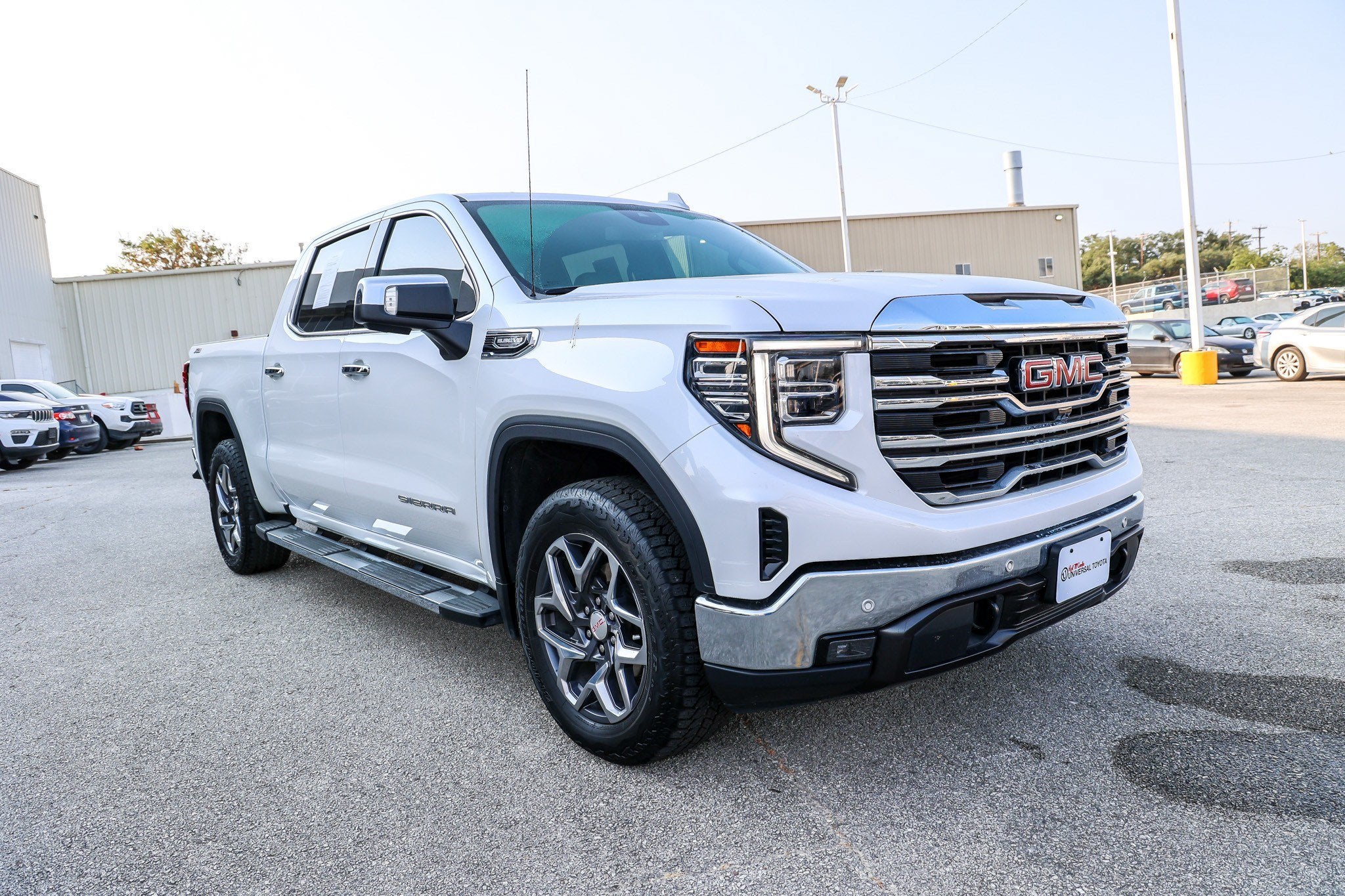 2024 GMC Sierra SLT