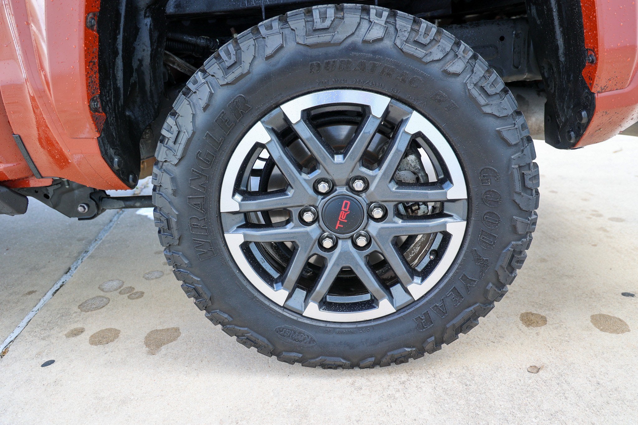 2025 Toyota Tacoma i-FORCE MAX TRD Sport Hybrid