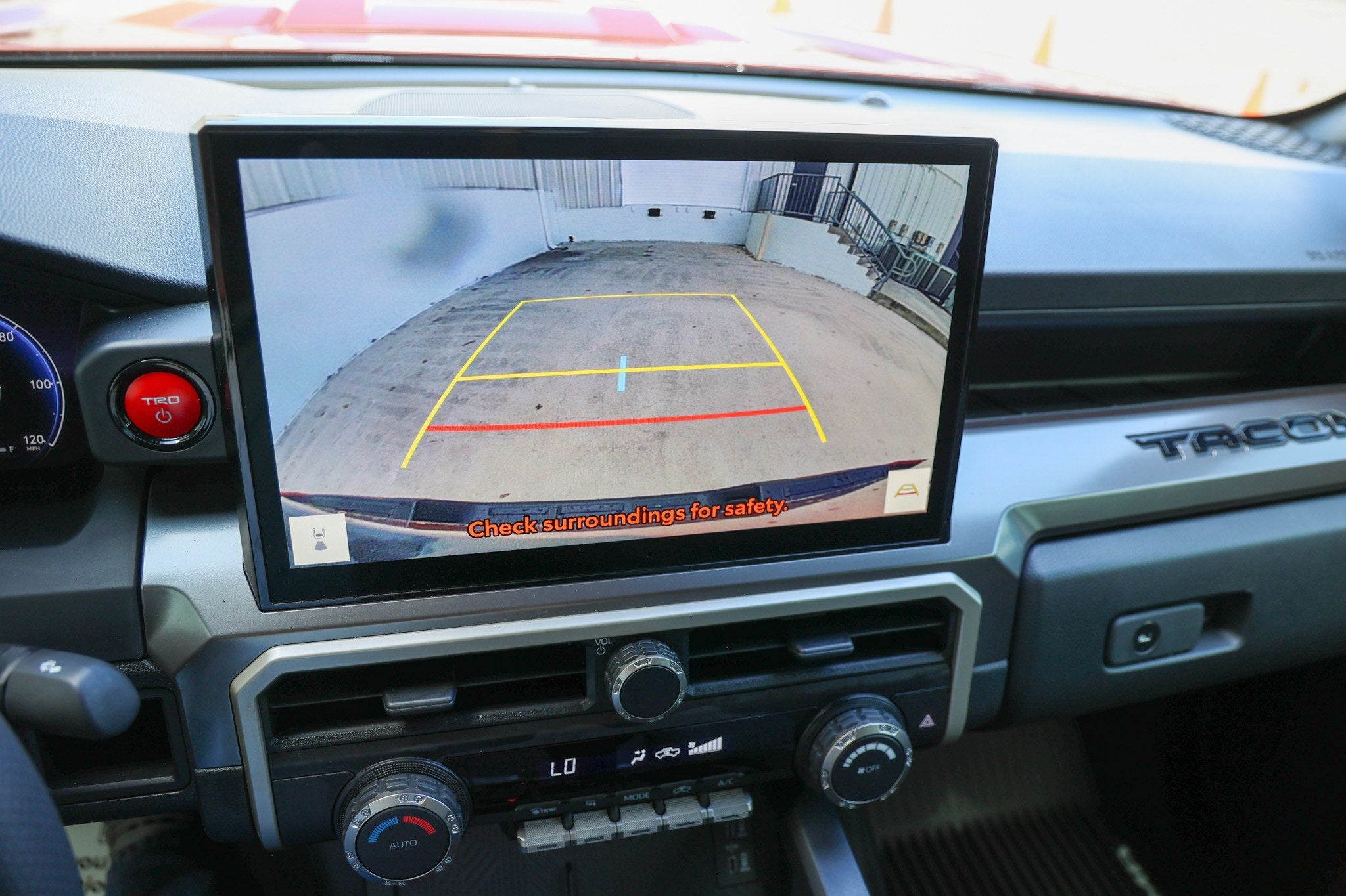 2025 Toyota Tacoma i-FORCE MAX TRD Sport Hybrid