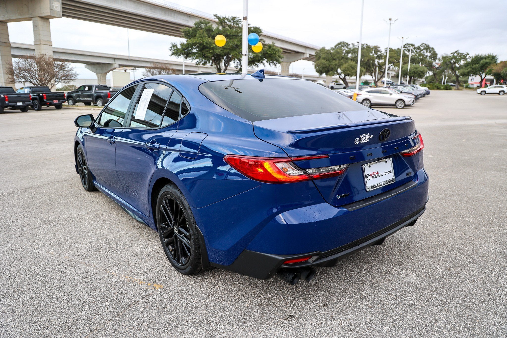 2025 Toyota Camry SE