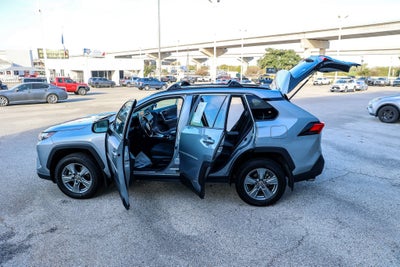 2025 Toyota RAV4 Hybrid LE