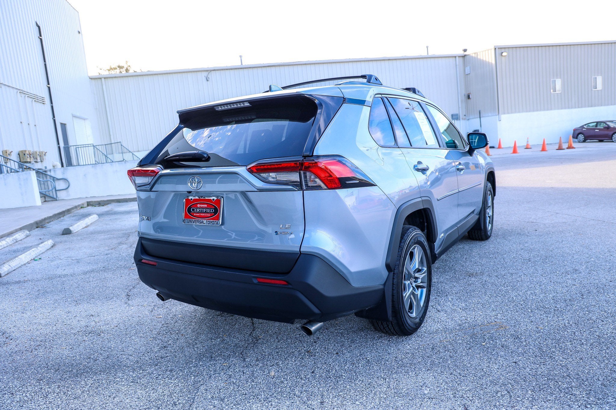 2025 Toyota RAV4 Hybrid LE