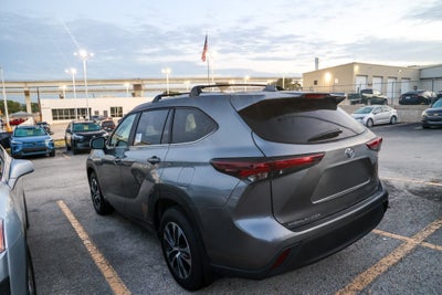 2026 Toyota Highlander Hybrid XLE