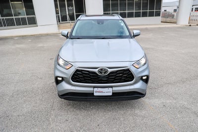 2023 Toyota Highlander LE