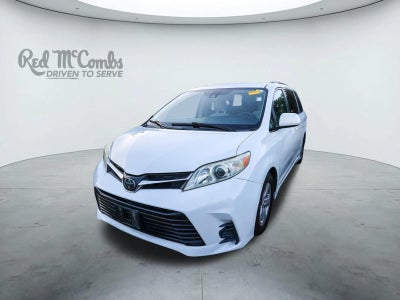 2018 Toyota Sienna LE