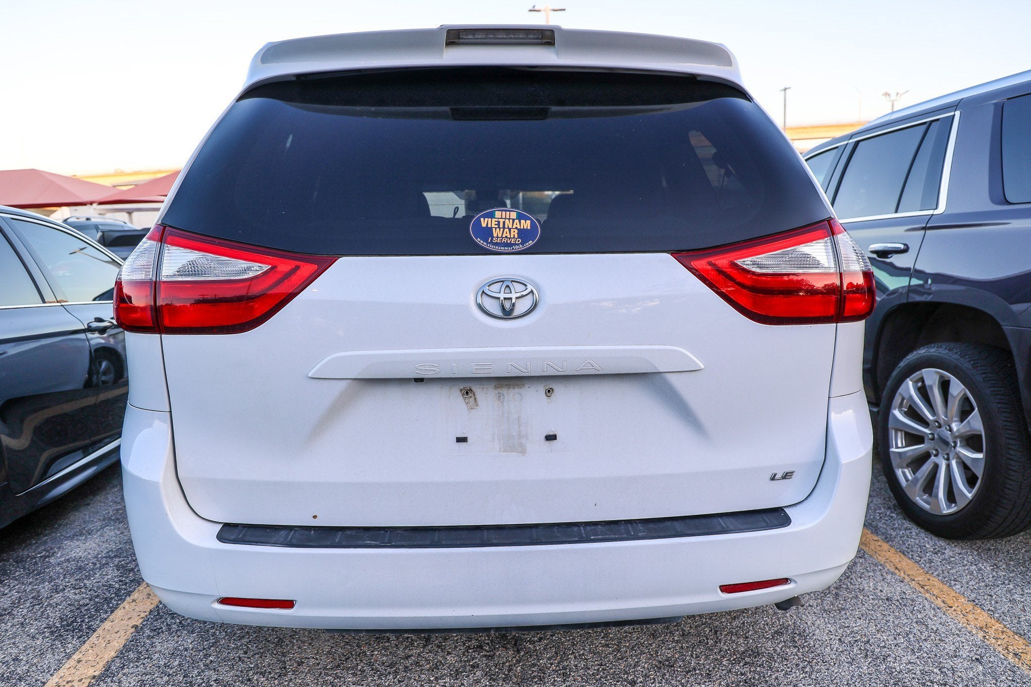 2018 Toyota Sienna LE