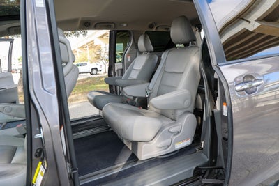 2017 Toyota Sienna XLE