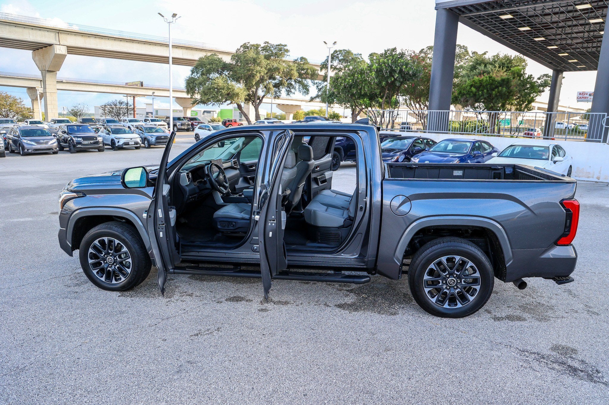2024 Toyota Tundra i-FORCE MAX Limited Hybrid