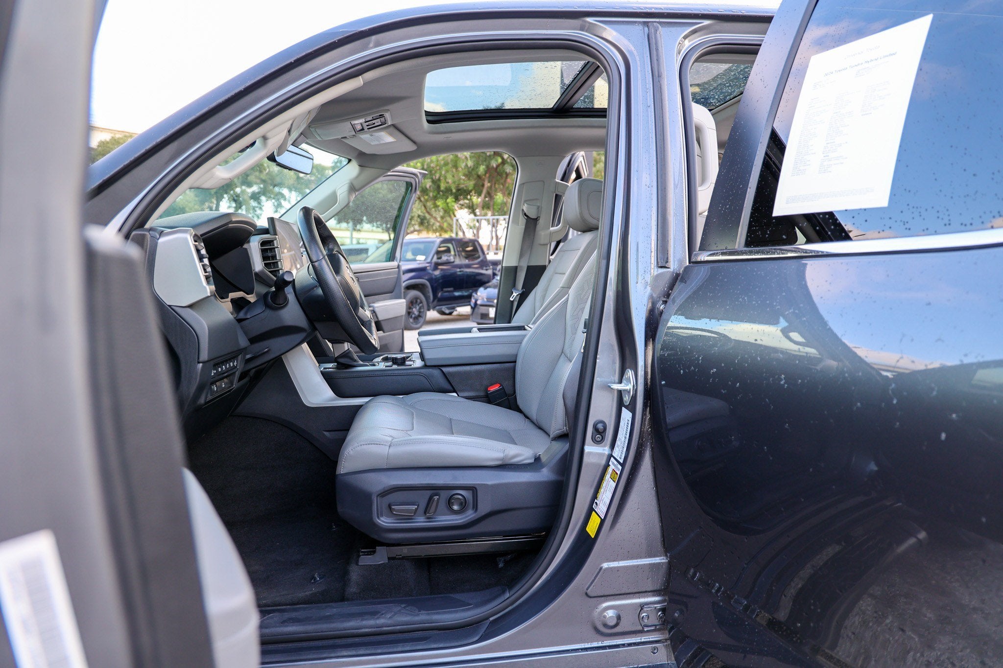 2024 Toyota Tundra i-FORCE MAX Limited Hybrid