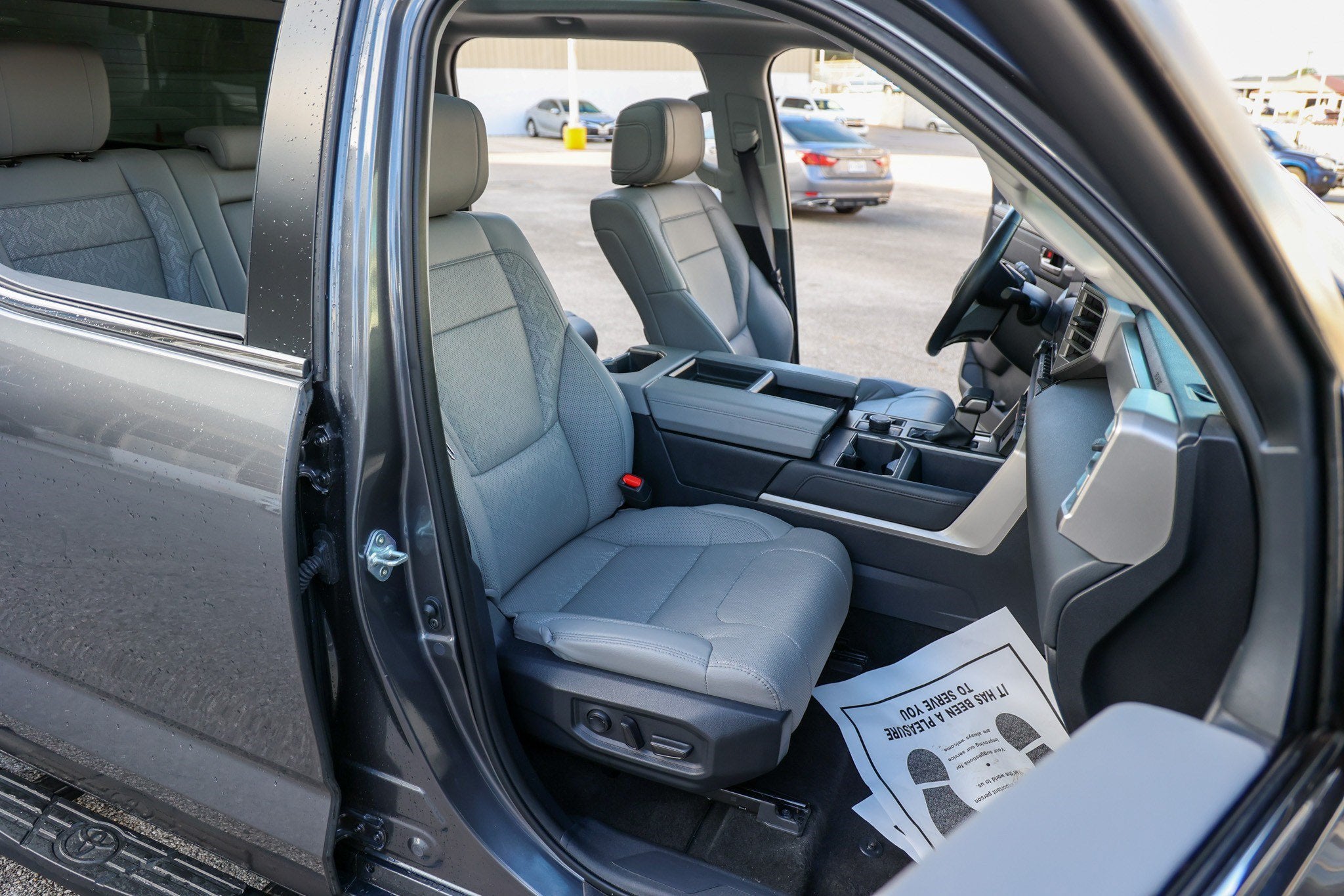 2024 Toyota Tundra i-FORCE MAX Limited Hybrid