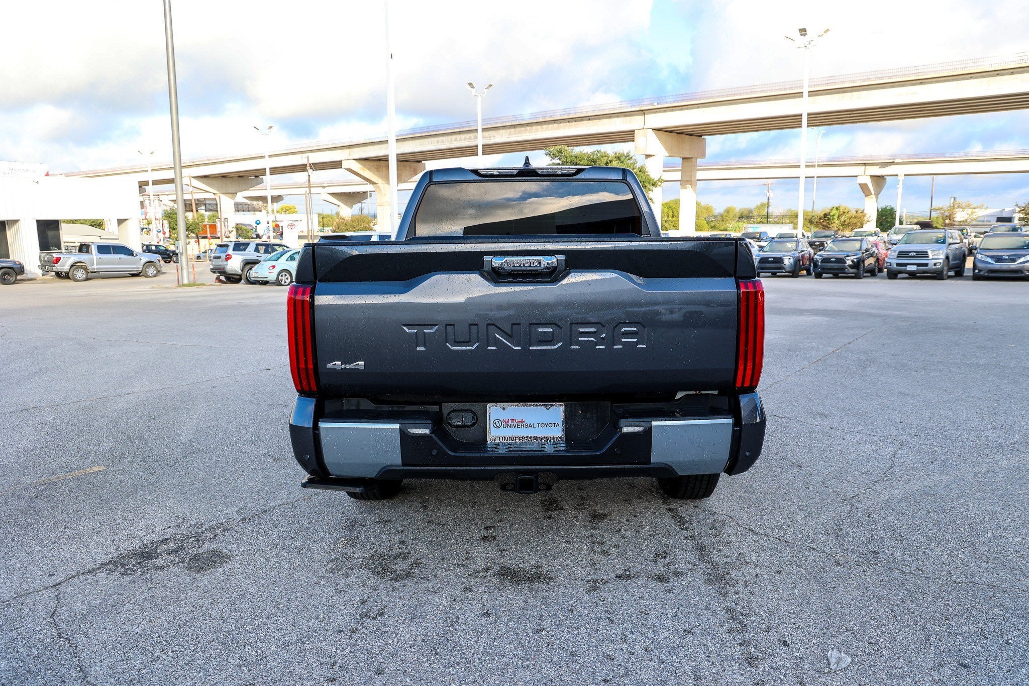 2024 Toyota Tundra i-FORCE MAX Limited Hybrid