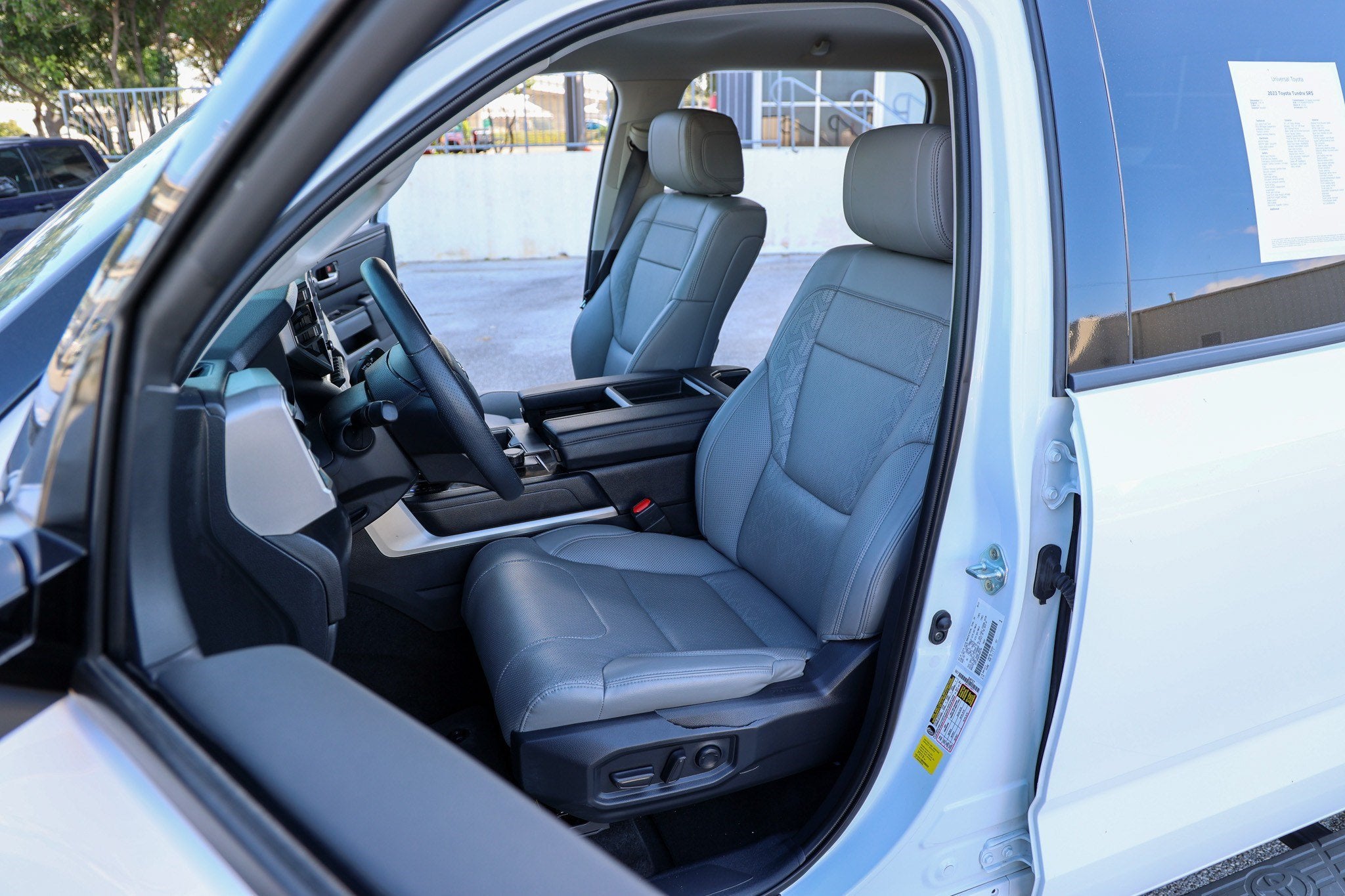 2023 Toyota Tundra SR5