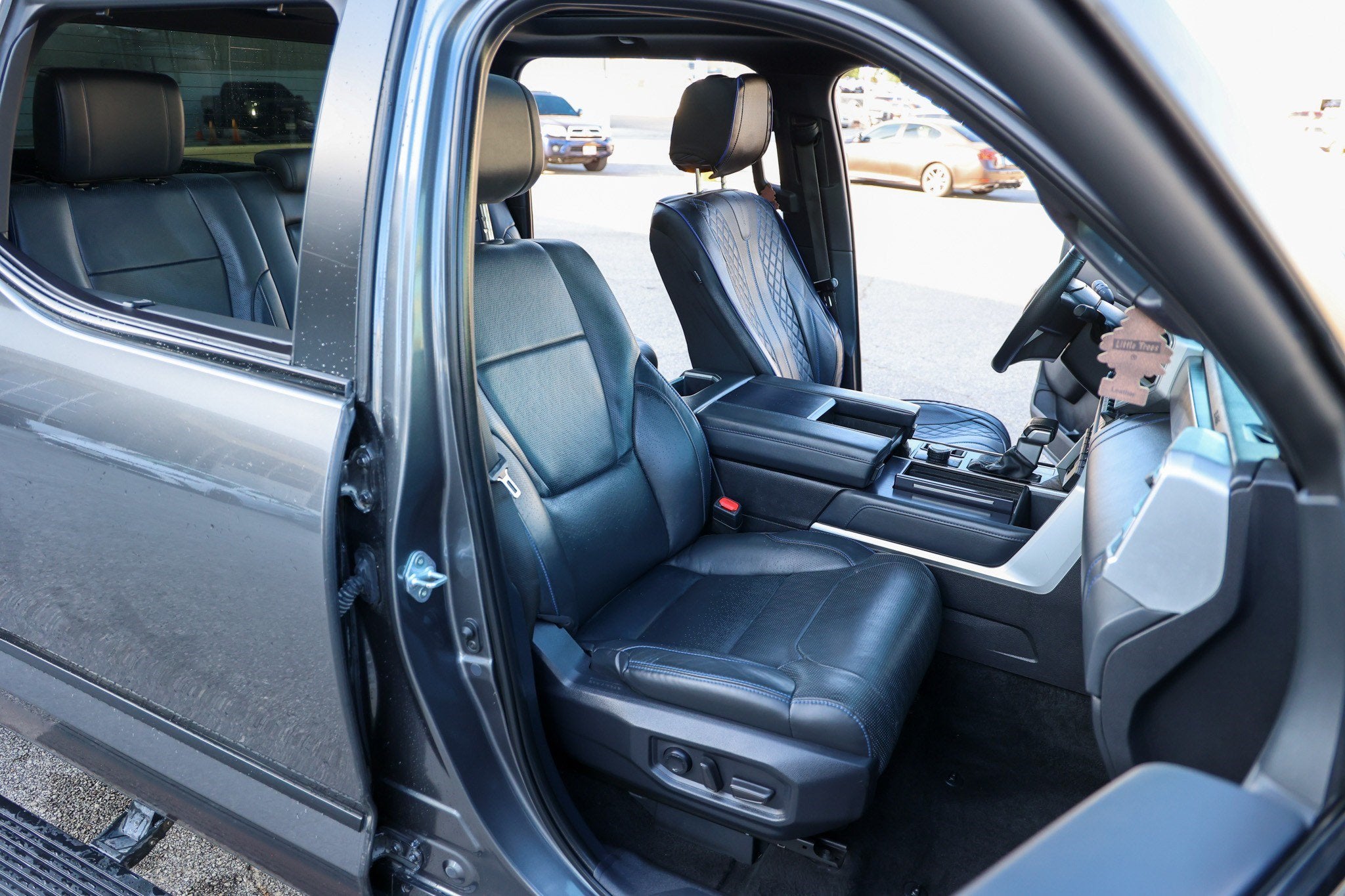 2024 Toyota Tundra Platinum