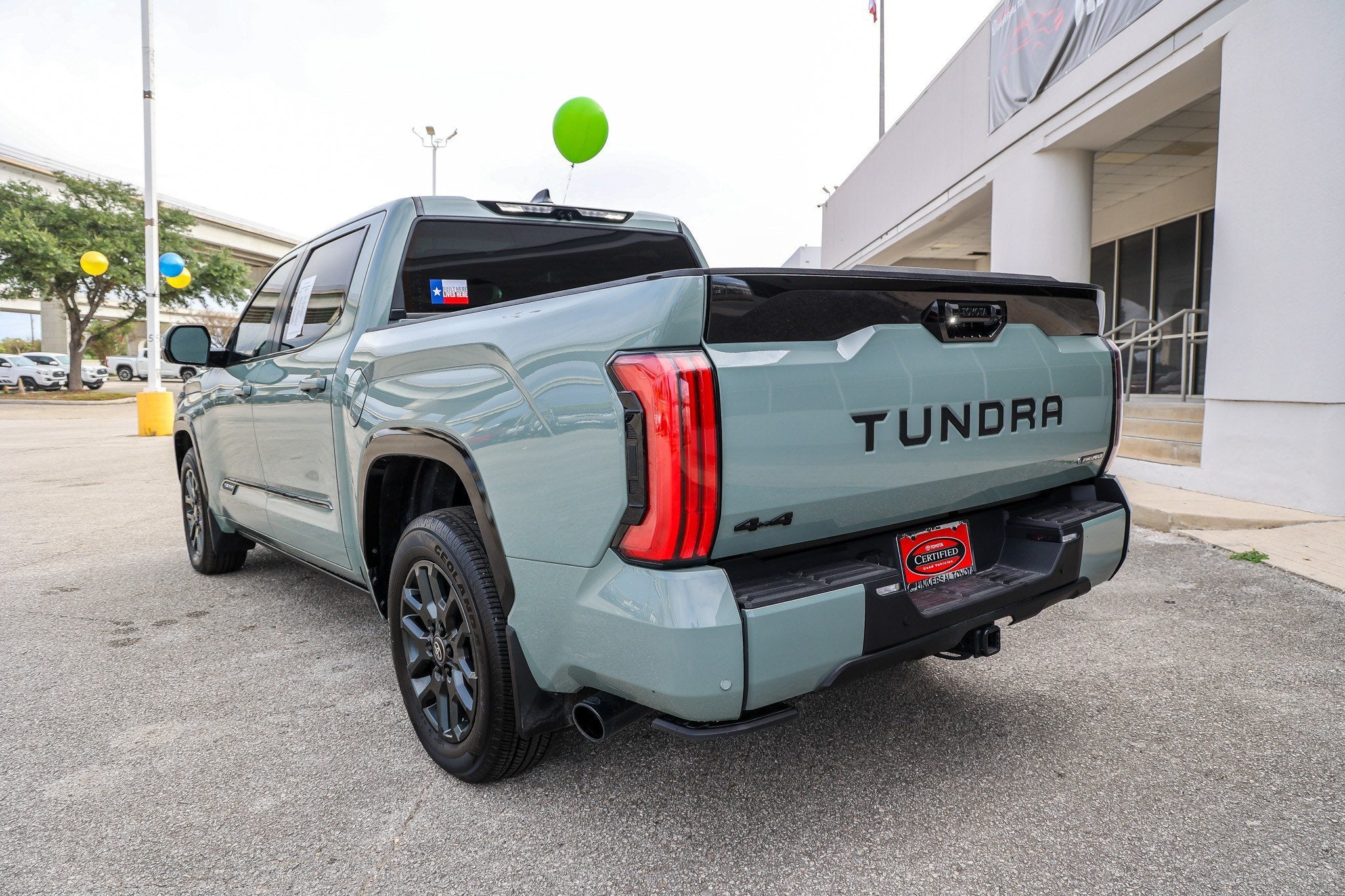 2026 Toyota Tundra i-FORCE MAX Platinum Hybrid