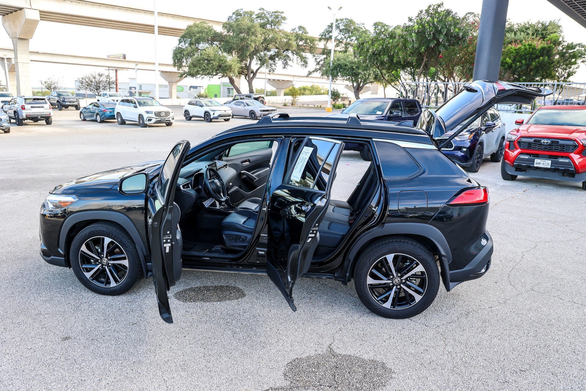 2025 Toyota Corolla Cross Hybrid Hybrid XSE