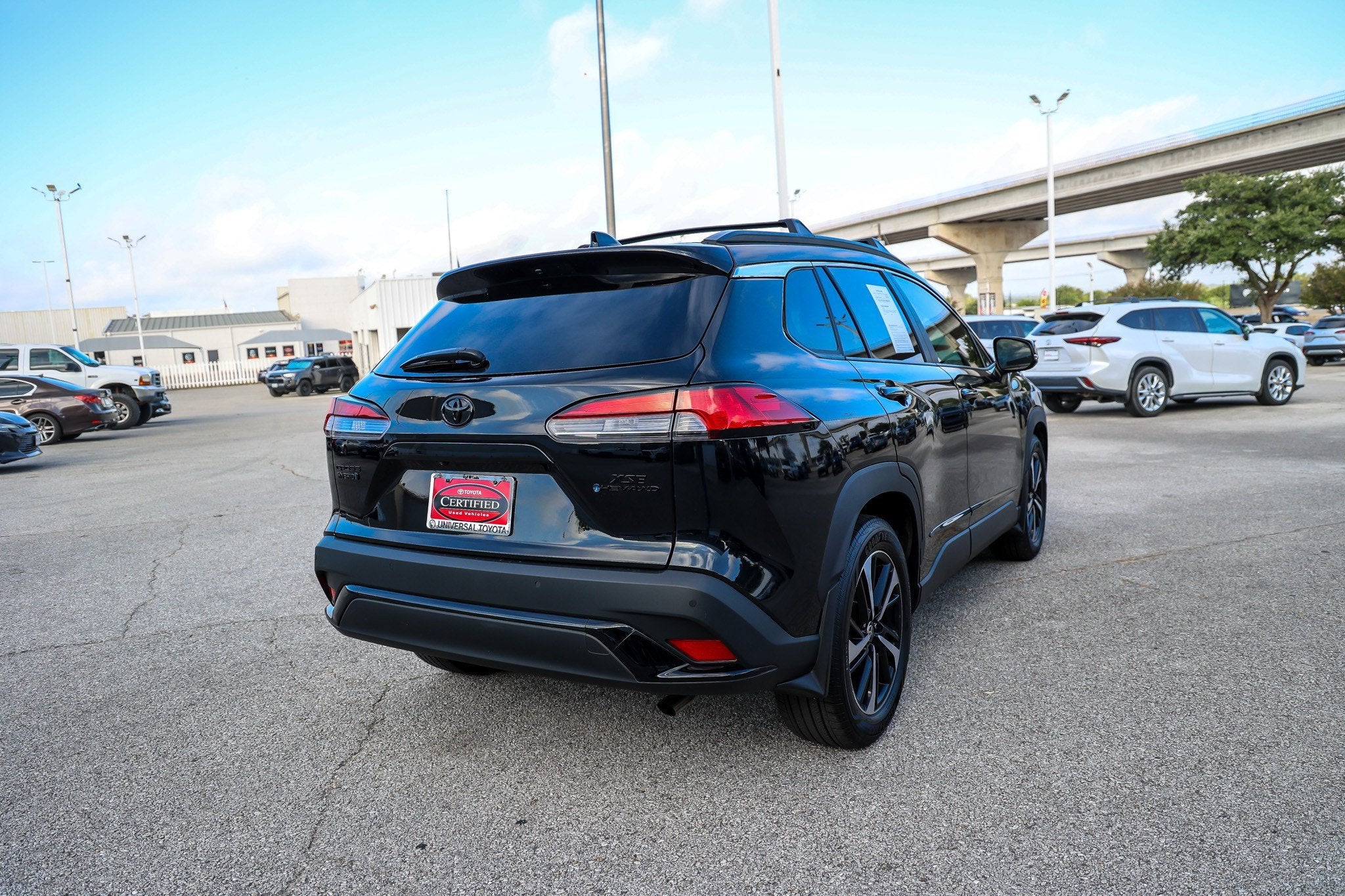 2025 Toyota Corolla Cross Hybrid Hybrid XSE
