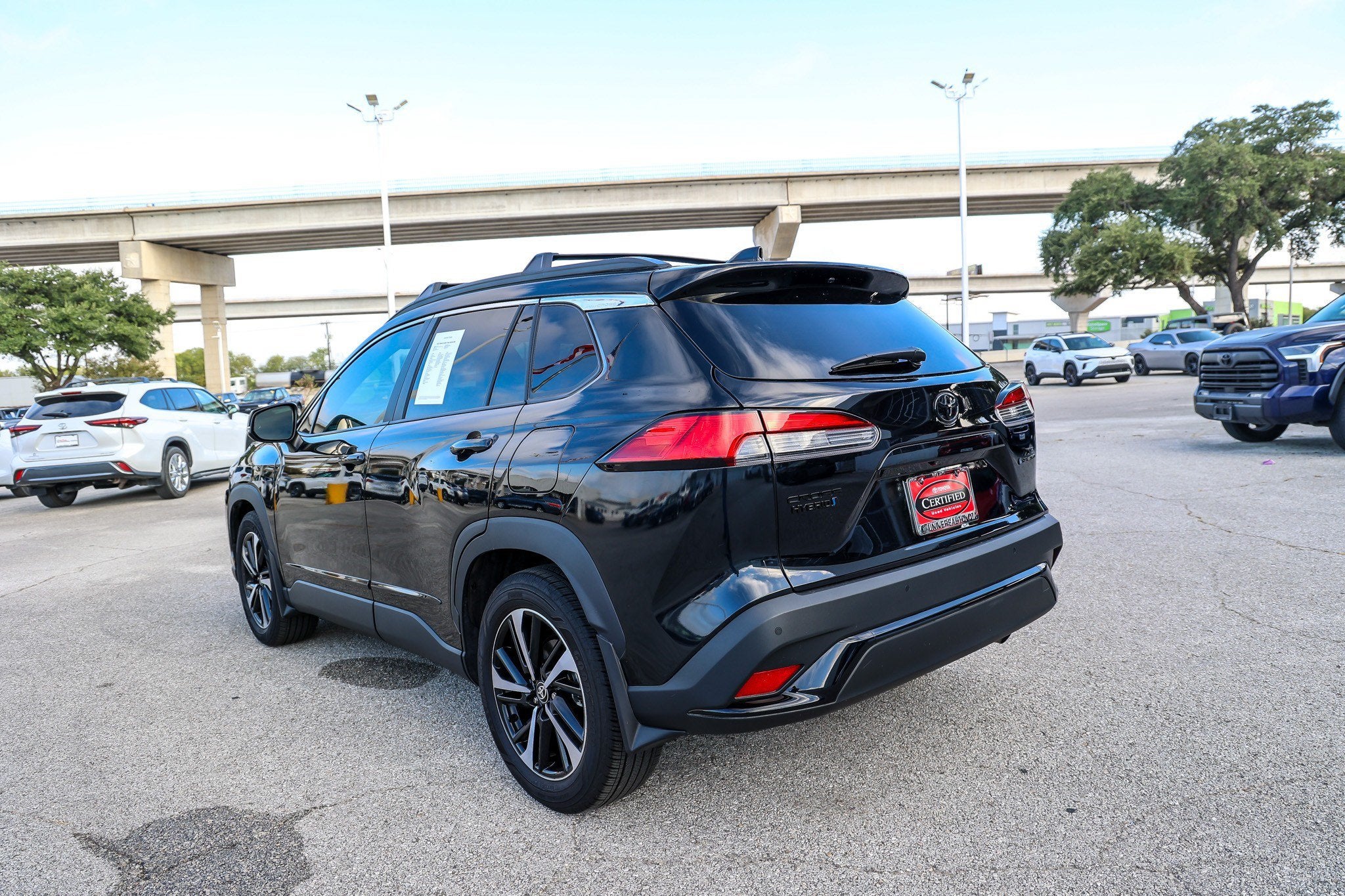 2025 Toyota Corolla Cross Hybrid Hybrid XSE