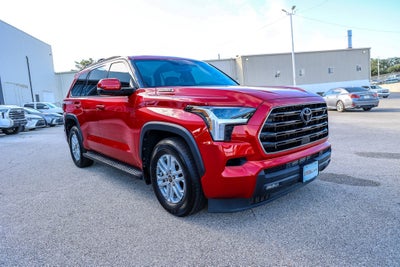 2023 Toyota Sequoia SR5