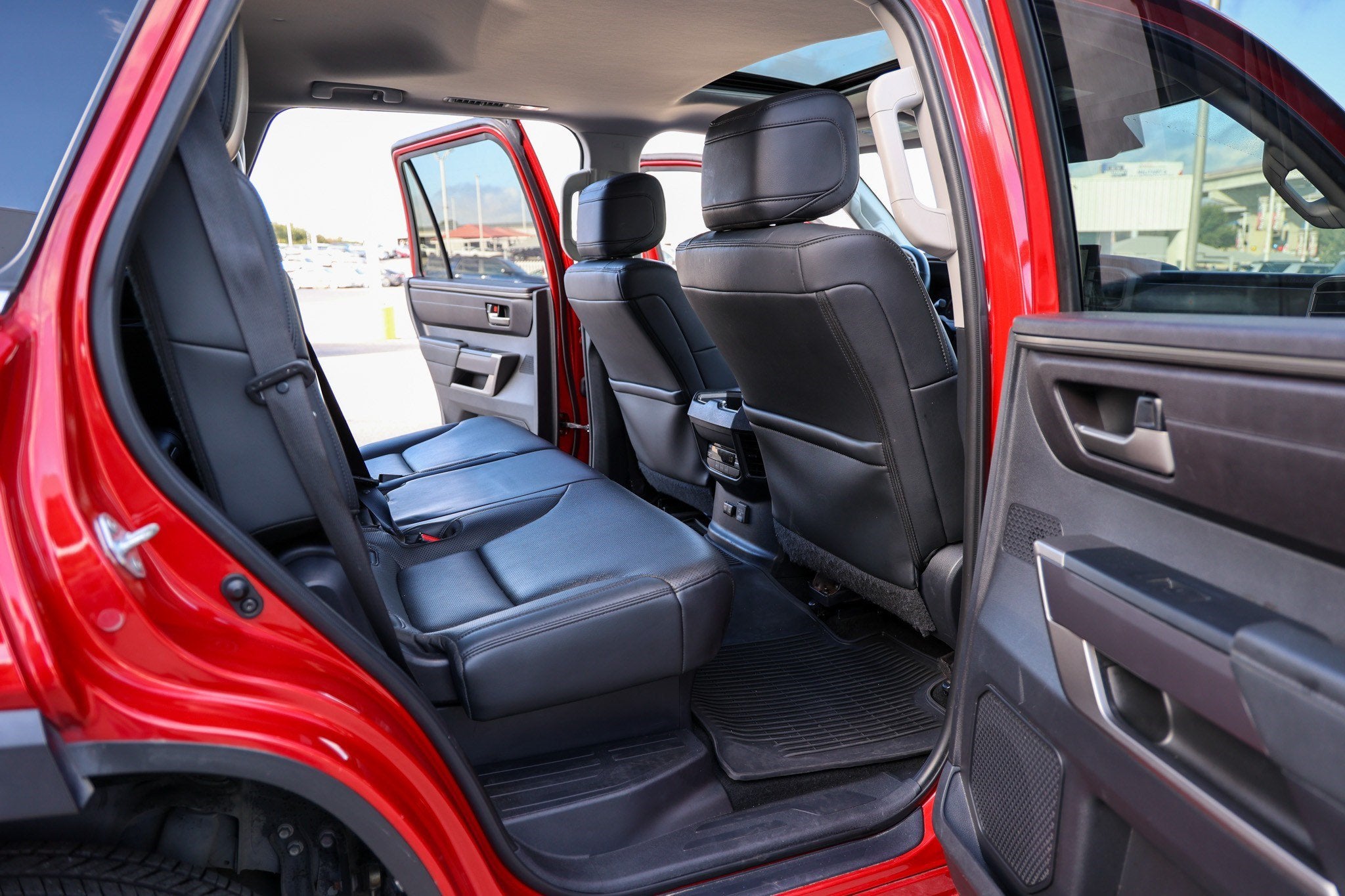 2023 Toyota Sequoia SR5