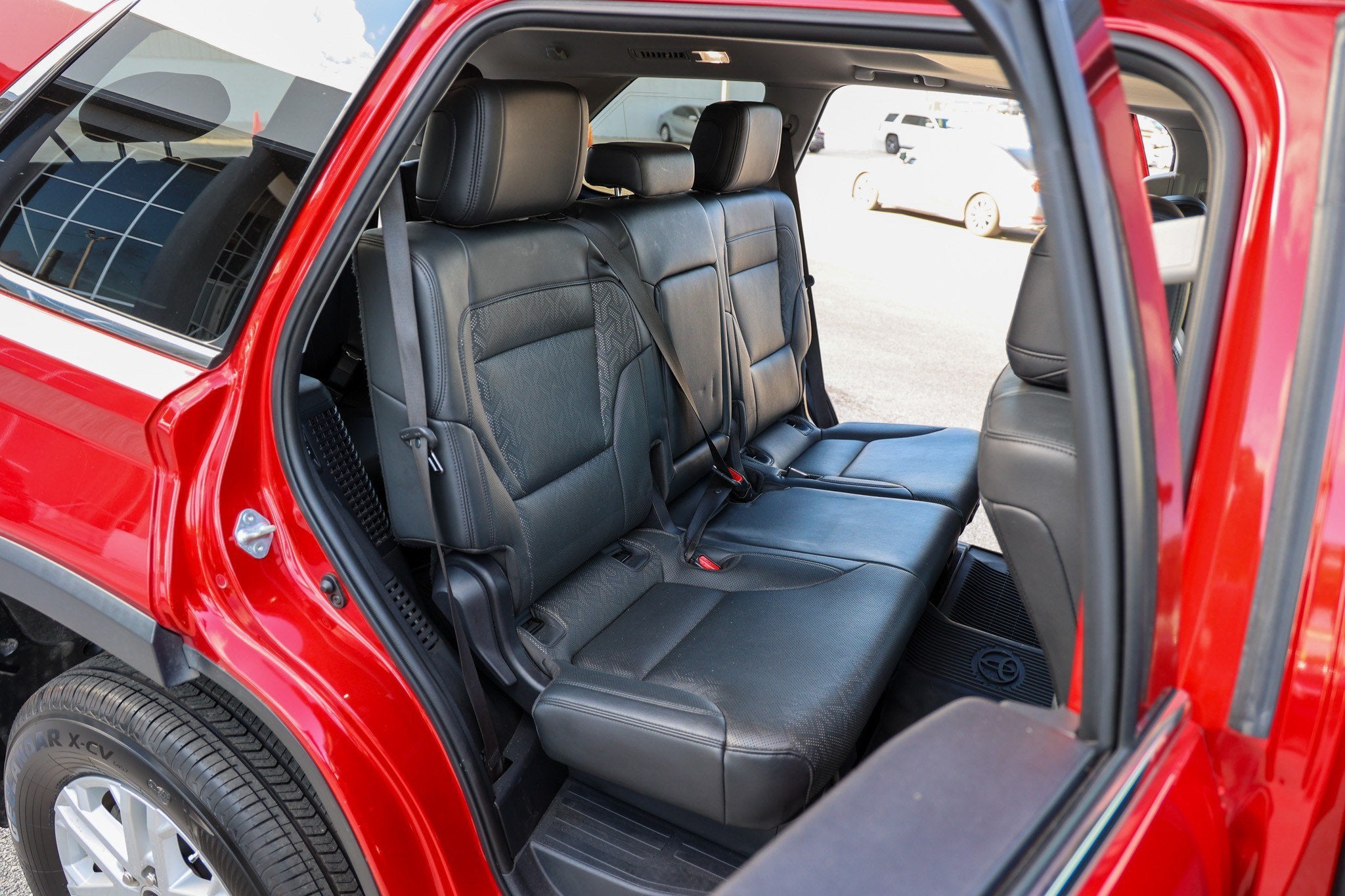 2023 Toyota Sequoia SR5