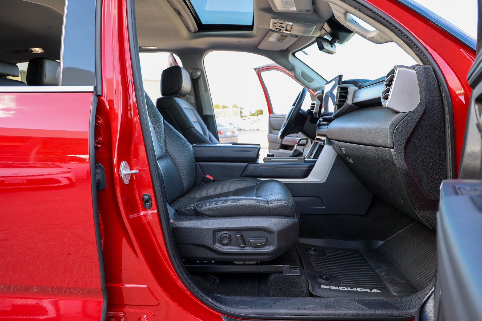 2023 Toyota Sequoia SR5