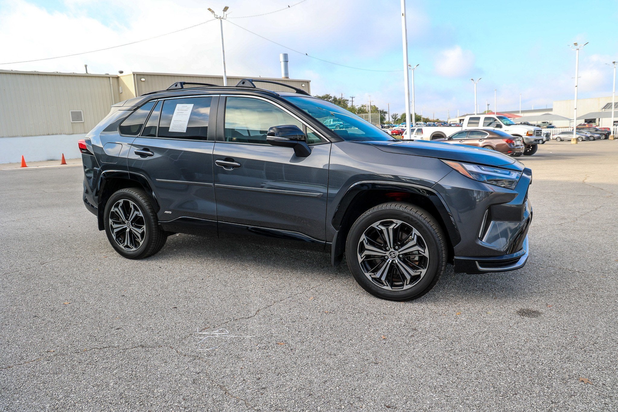 2025 Toyota RAV4 Plug-in Hybrid XSE