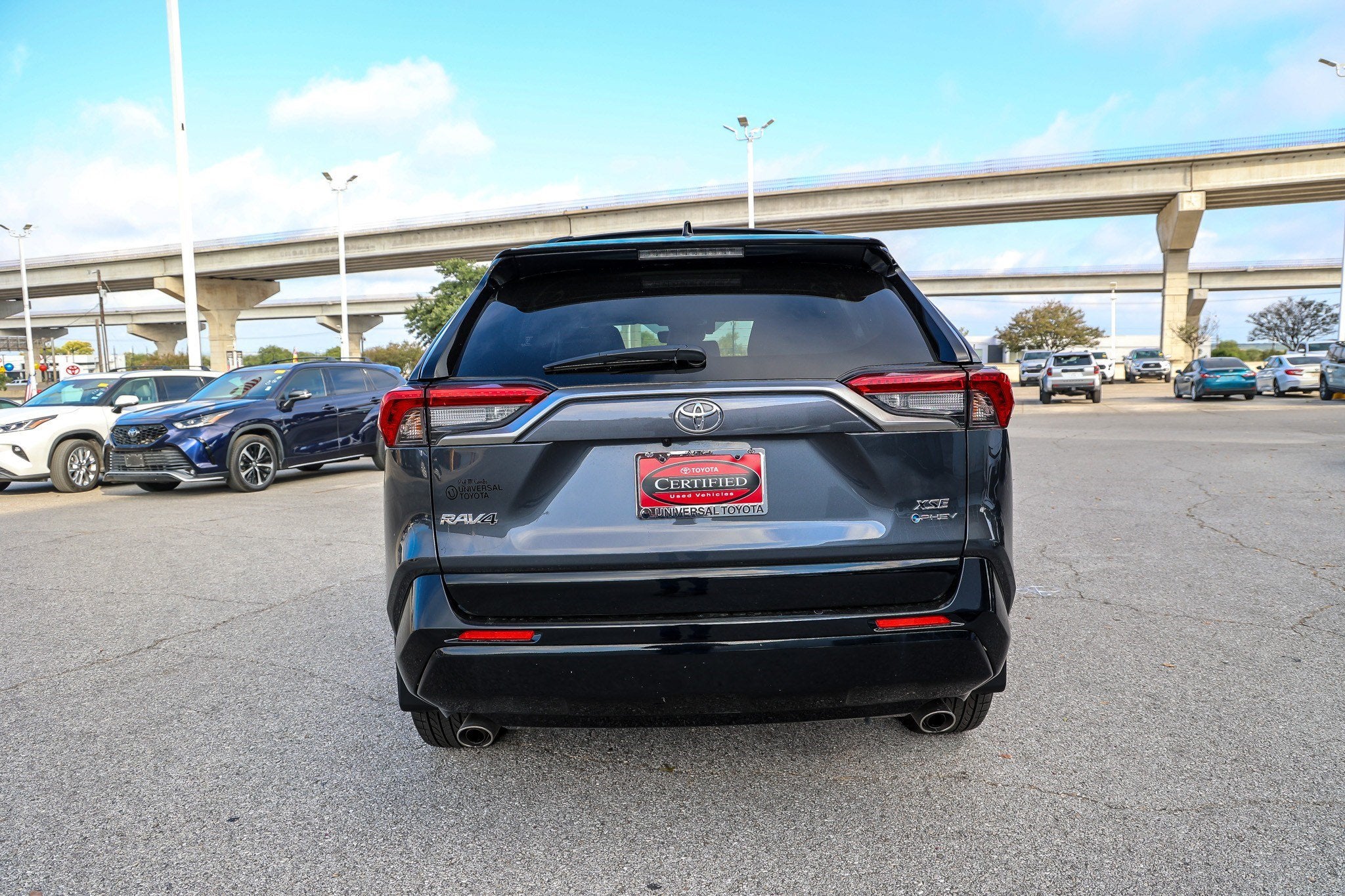 2025 Toyota RAV4 Plug-in Hybrid XSE