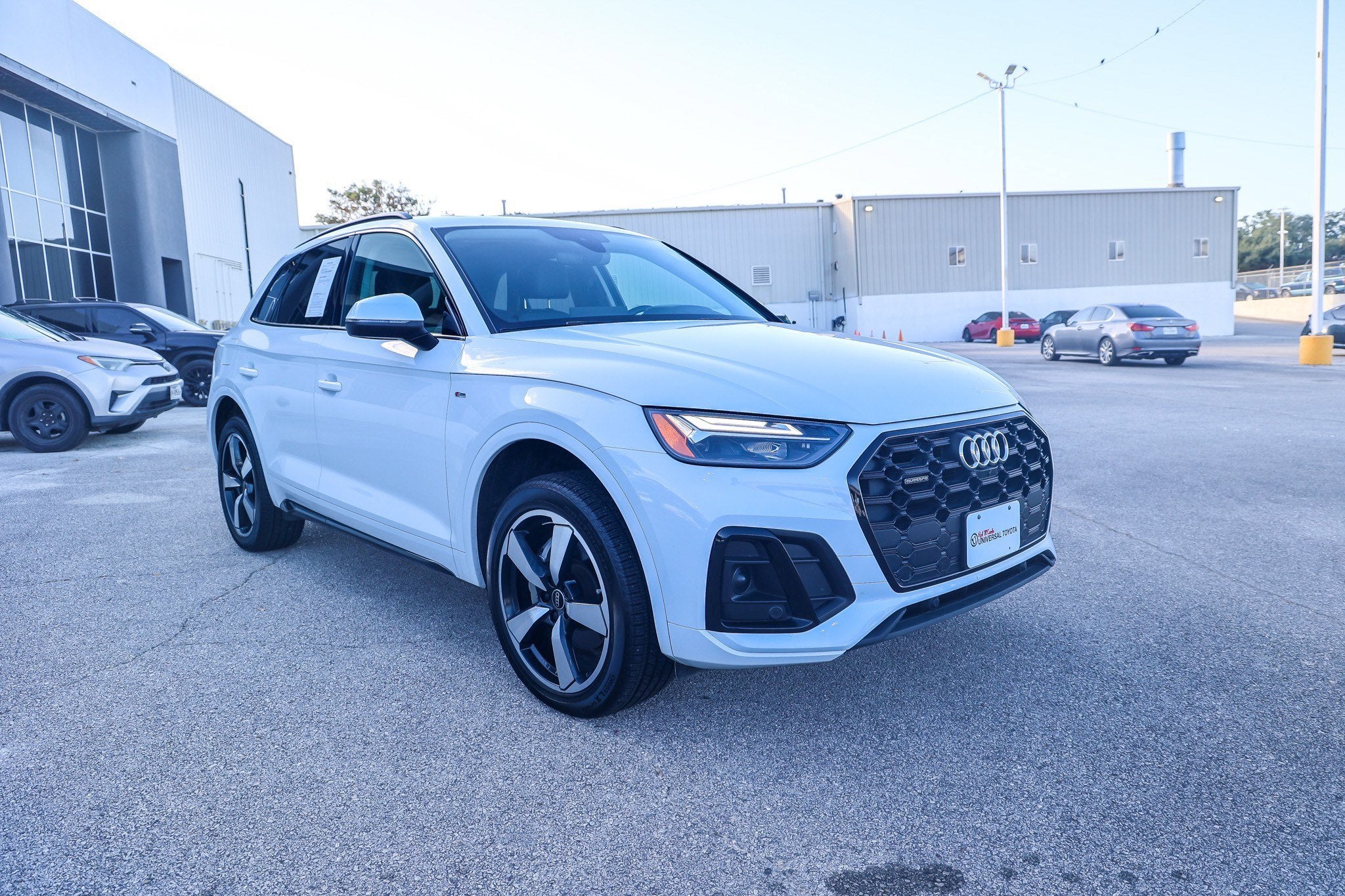 2023 Audi Q5 S line Premium Plus