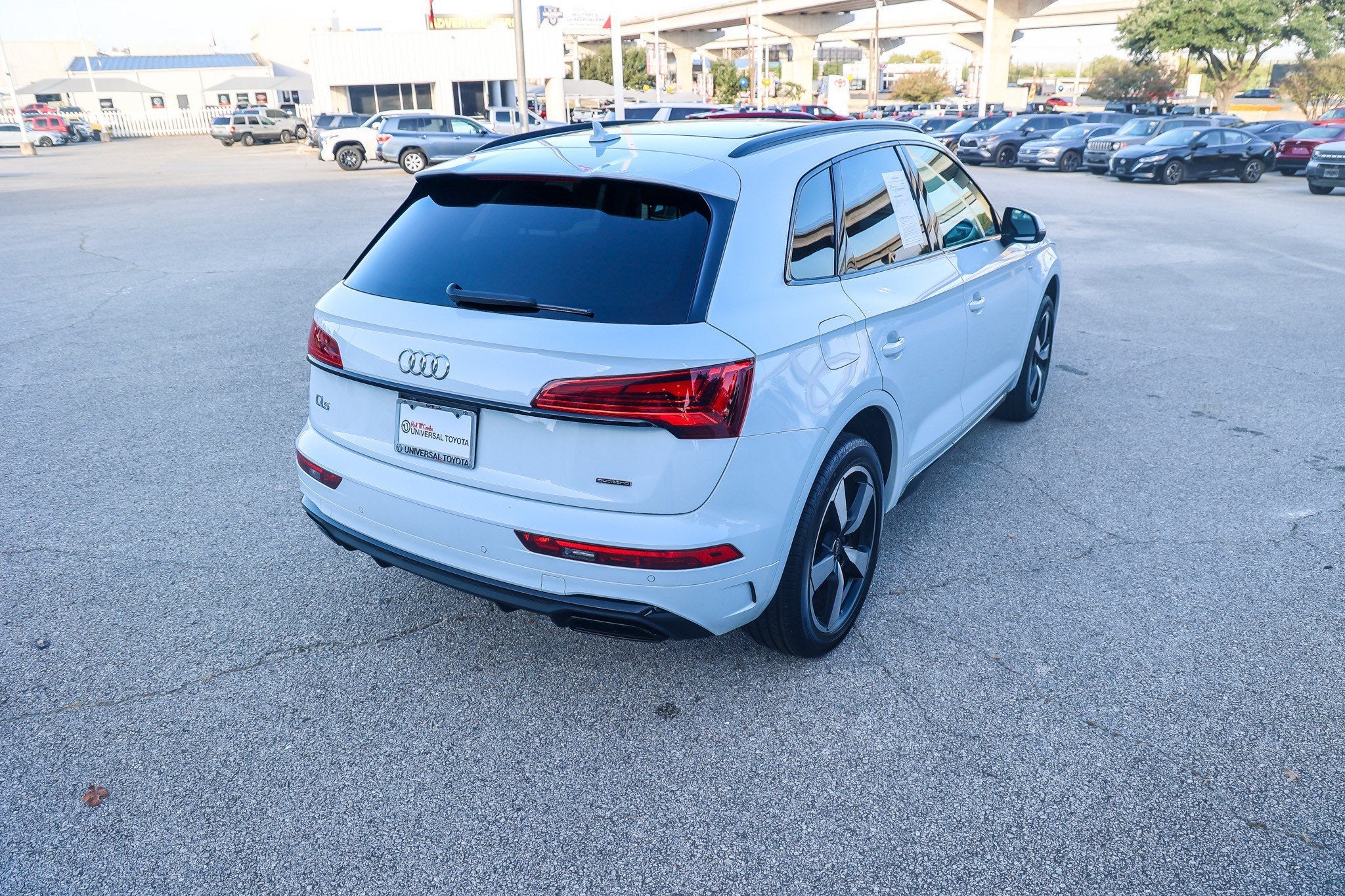 2023 Audi Q5 S line Premium Plus