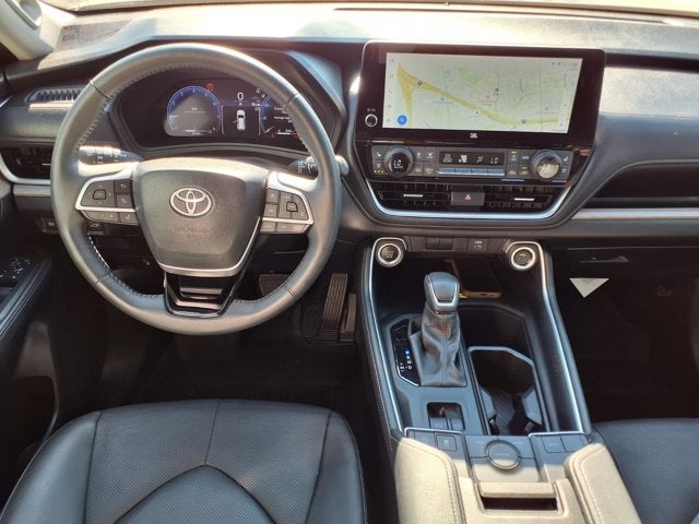 2024 Toyota Grand Highlander Base