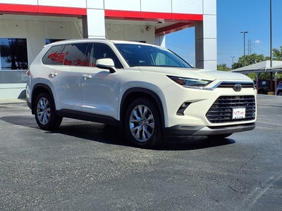 2024 Toyota Grand Highlander Base
