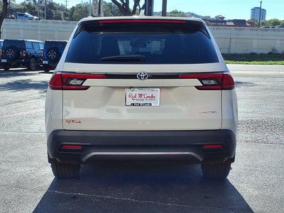 2024 Toyota Grand Highlander Base