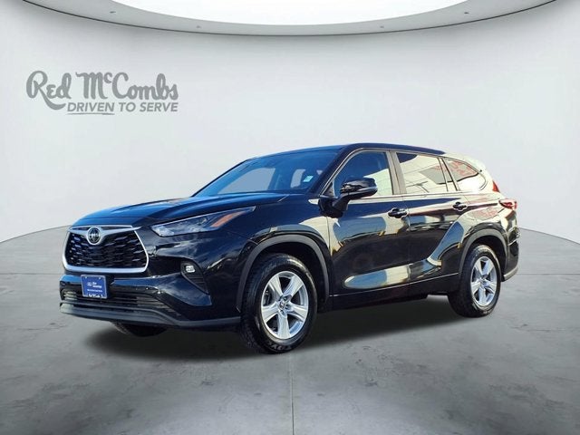 2025 Toyota Highlander LE