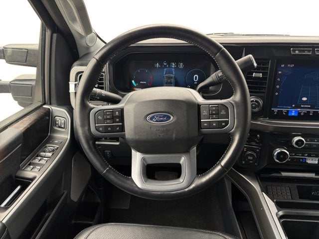 2023 Ford Super Duty F-250 SRW Lariat®