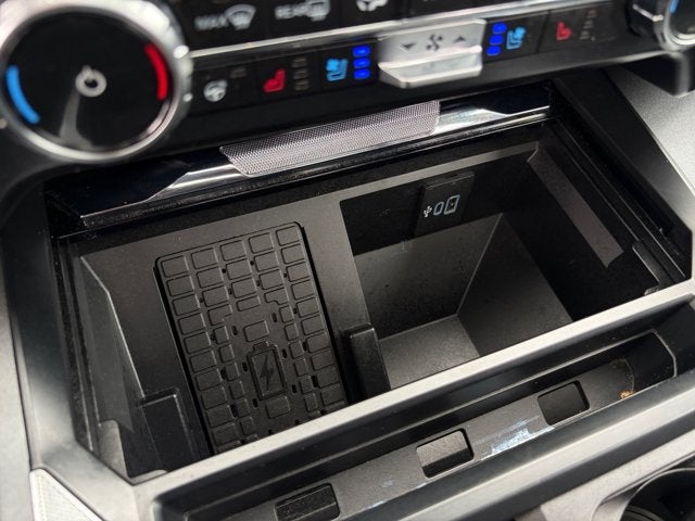 2023 Ford Super Duty F-250 SRW Lariat®