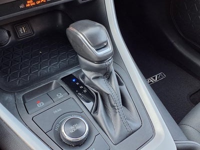 2024 Toyota RAV4 Hybrid SE