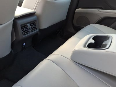 2024 Toyota Camry Hybrid SE