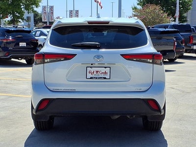 2022 Toyota Highlander XLE