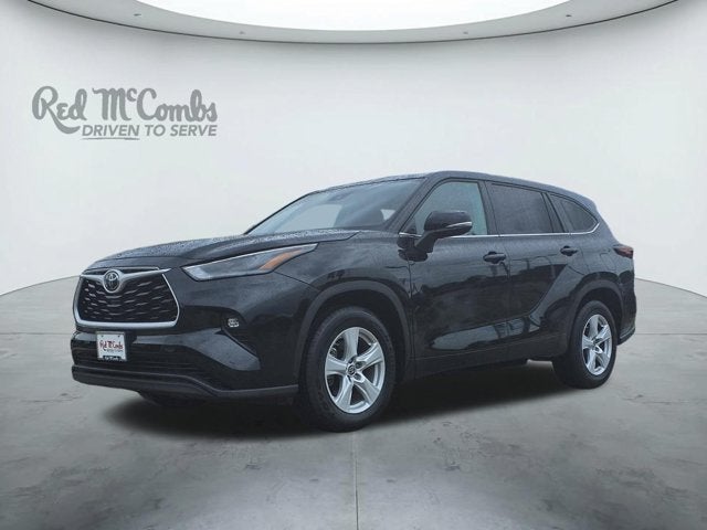2025 Toyota Highlander LE