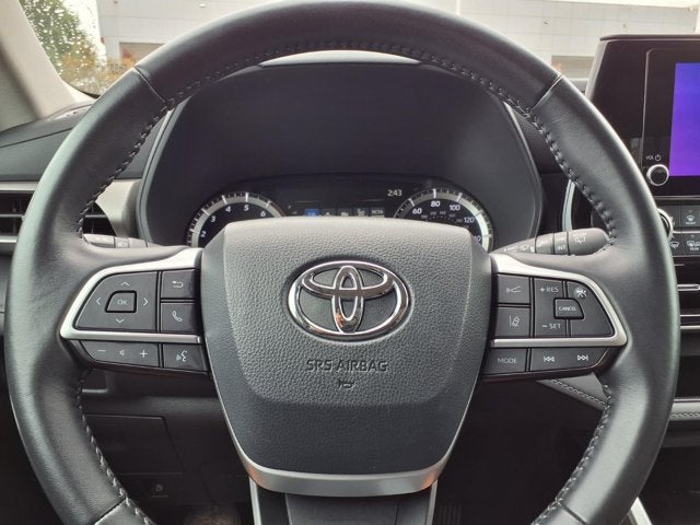 2025 Toyota Highlander LE