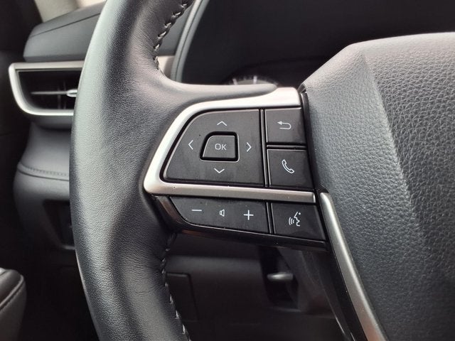 2025 Toyota Highlander LE