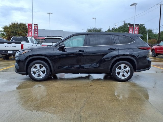 2025 Toyota Highlander LE
