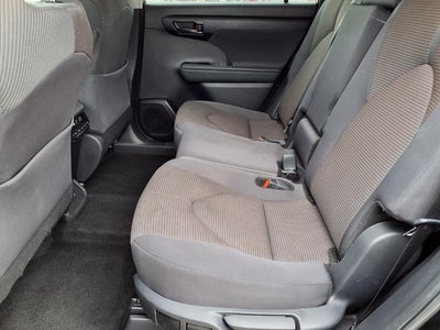 2025 Toyota Highlander LE