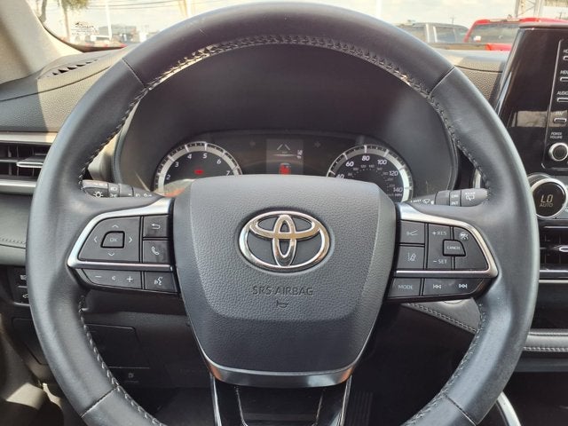 2021 Toyota Highlander LE