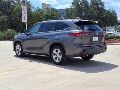 2021 Toyota Highlander LE