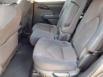 2021 Toyota Highlander LE
